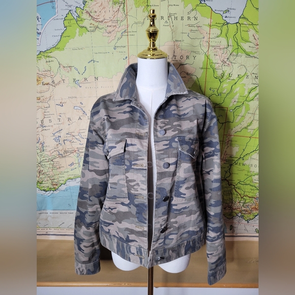 Liverpool Jackets & Blazers - Liverpool Los Angeles Camo Print Jacket. Size M. Coat Biker Blokecore Military